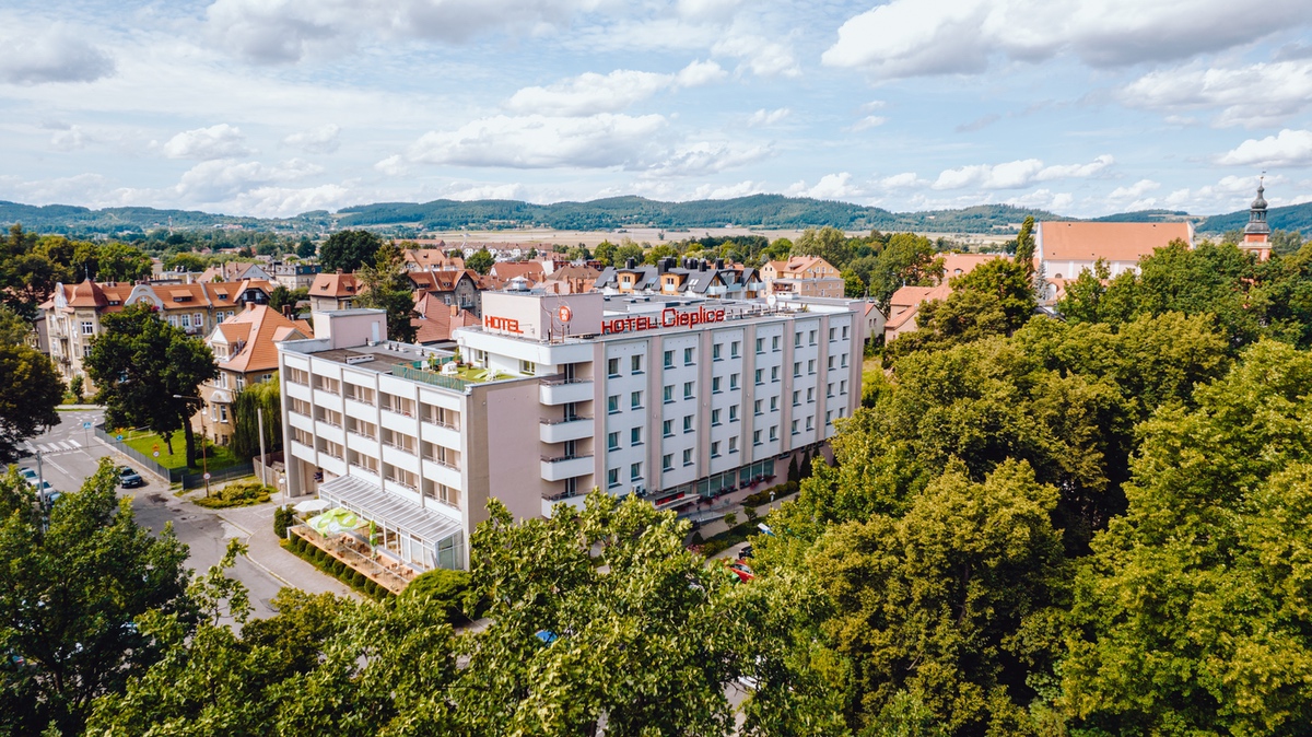Kur und Gesundheitsurlaub im Hirschberger Tal im *** Hotel Cieplice Medi&SPA