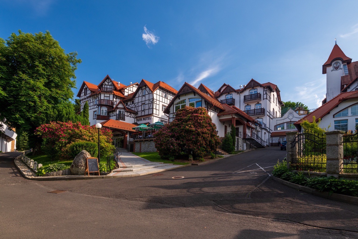 Kuraufenthalt im komfortablen Park Hotel ****  KUR & SPA in Bad Flinsberg im Isergebirge